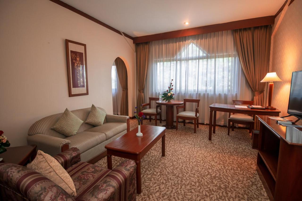 Laotel Vientiane Exterior photo