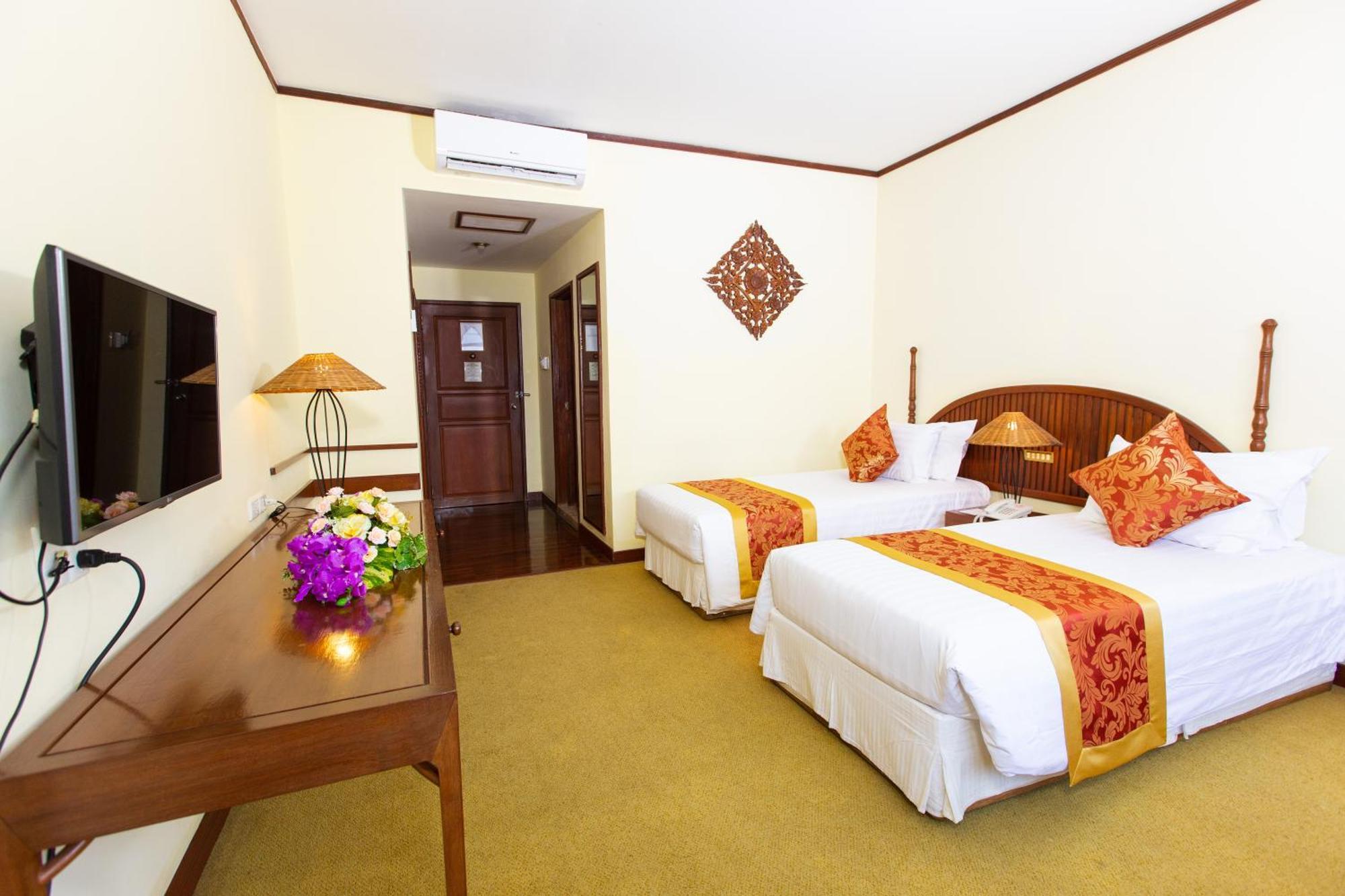 Laotel Vientiane Exterior photo